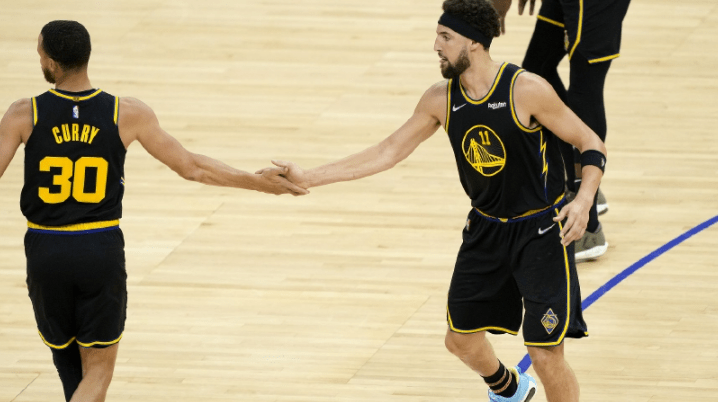 繁忍队成功晋级NBA总决赛,球员兴奋不已的简单介绍 繁忍队成功晋级NBA总决赛,球员兴奋不已的简单介绍