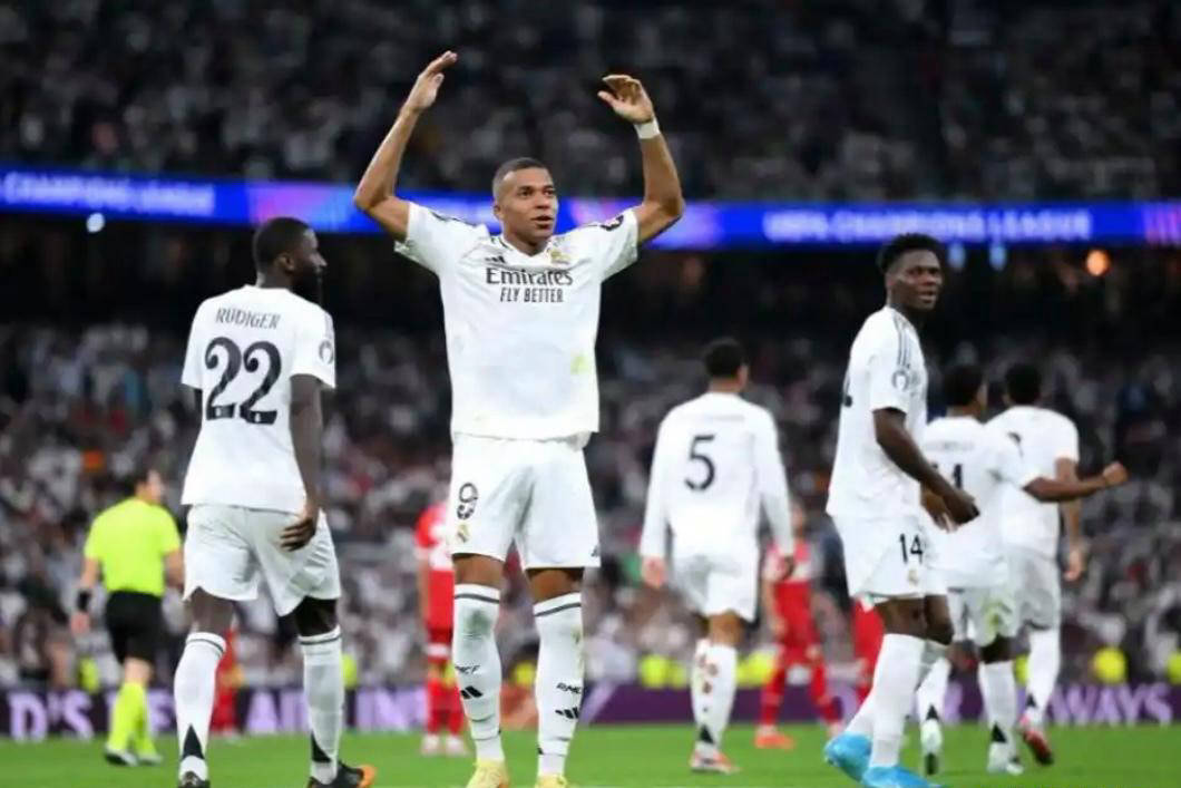 包含皇马客场逆转乌迪内斯欧冠小组赛告捷的词条 包含皇马客场逆转乌迪内斯欧冠小组赛告捷的词条